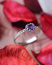 Cargar imagen en el visor de la galería, Solitario Fancy Amor Amatista
