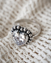 Cargar imagen en el visor de la galería, Anillo Julieta Snow