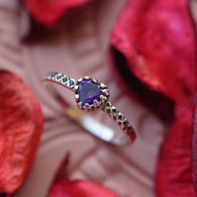 Cargar imagen en el visor de la galería, Solitario Fancy Amor Amatista